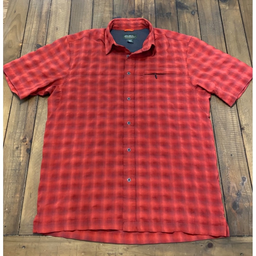 Eddie Bauer Voyager Flex Shirt Men's Medium Red Plaid Short Sleeve Button Down